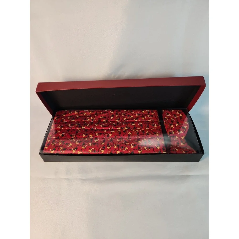 NIB Vintage Alynn USA Silk Cummerbund Bow Tie Set French Horn Music Red Tuxedo